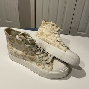 American eagle smiley high top women sneaker size 9.